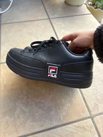 FILA 휠라 통굽 스니커즈 블랙 25cm 플랫폼 코트 계열