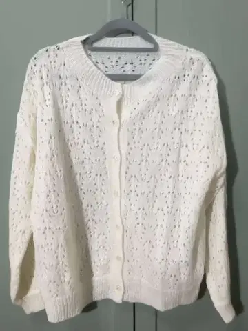 화이트 레이스 니트 가디건