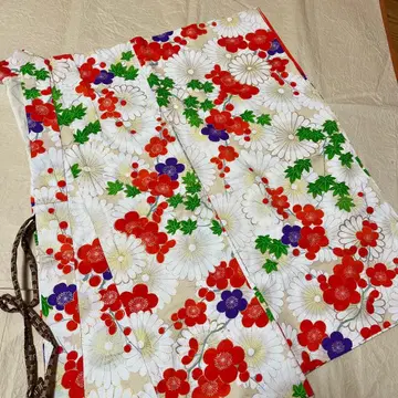 앤티크 어린이 후리소데 시치고산 쇼와 레트로 리메이크 소재 금 부품 자수