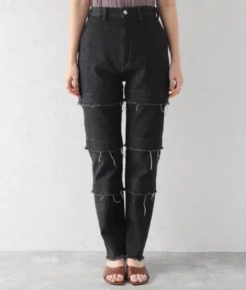 새상품급 LIVINGTONE 데미지 데님