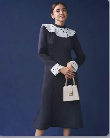 CELFORD 네이비 무릎 기장 원피스 36