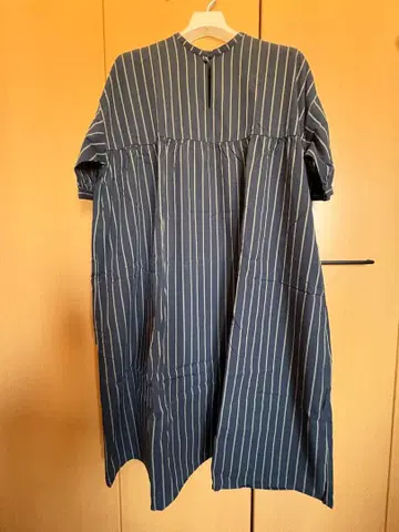 늑대와 올빼미 스트라이프 반팔 롱 원피스