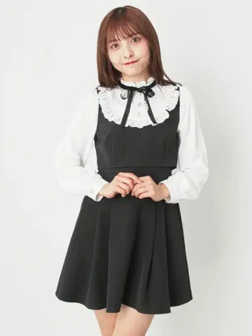 Ank Rouge 프릴 장식 블랙 원피스