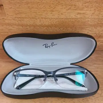 레이밴 RB 7030 안경 블랙 패션 안경 도수 있음 새상품급