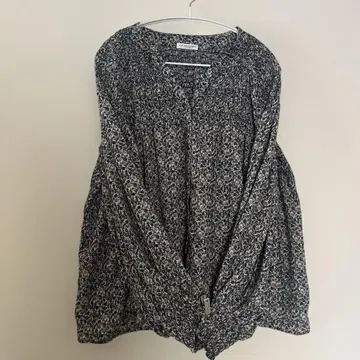 LA MONET 여성용 꽃무늬 셔링 블라우스 볼륨 슬리브