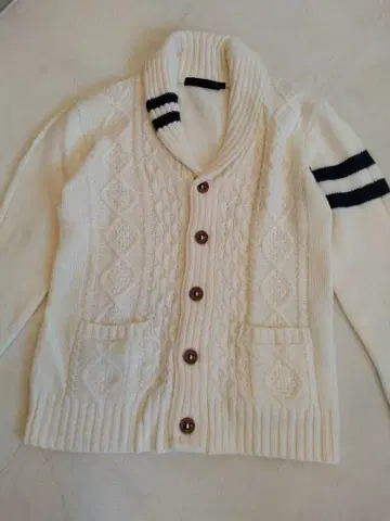 화이트 케이블 니트 가디건 LL 사이즈