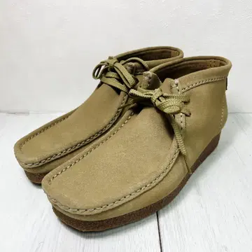 [ 미사용품 ] 클락스 왈라비 24.5cm 베이지