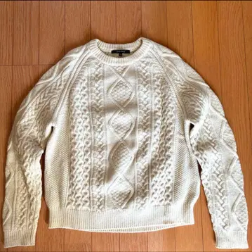 투모로우랜드 맥피 화이트 니트 MACPHEE 아란 니트 케이블 짜임