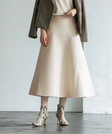 Noble MINA 더블 페이스 니트 스커트 화이트 F 플레어 스커트 롱