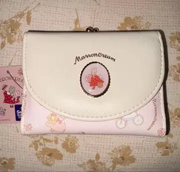 산리오 마론 크림 미사용 새상품 3단 폴더형 지갑