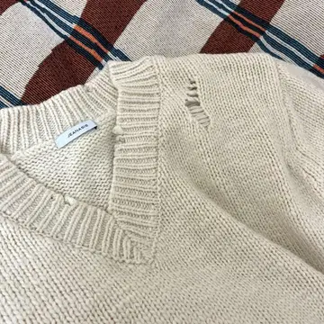 JEANASIS 화이트 니트