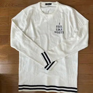 LOVELESS 화이트 니트 스웨터