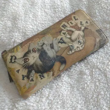 와치필드 다얀 장지갑