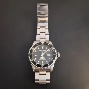 Elgin 블랙 다이버 워치
