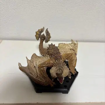 몬스터 헌터 디아블로스 피규어