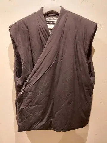 MINOTAUR 미노토르 Zone Vest L 다운 베스트 블랙