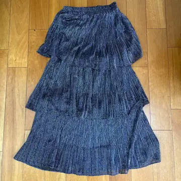 네이비와 실버 플리츠 롱 스커트 모리걸 엔젤코어