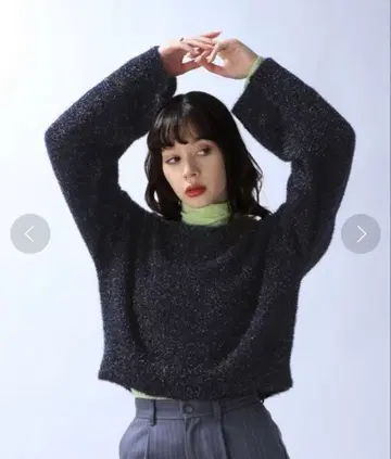 JEANASIS 글리터 필름 라메 숏 풀오버 블랙