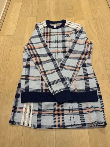 아디다스 골프 여성용 의류 스웨터 셋업 상의 M 사이즈 스커트 S 사이즈