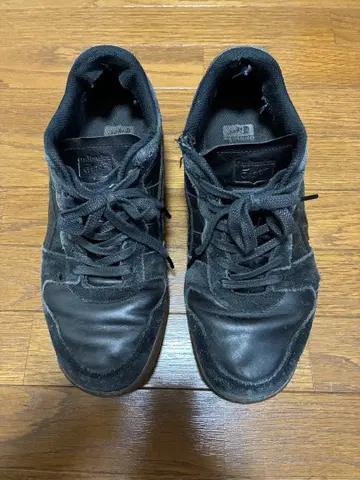 블랙 스웨이드 가죽 스니커즈