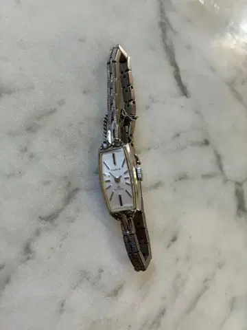 실버 수동 와인딩 시계 직사각형