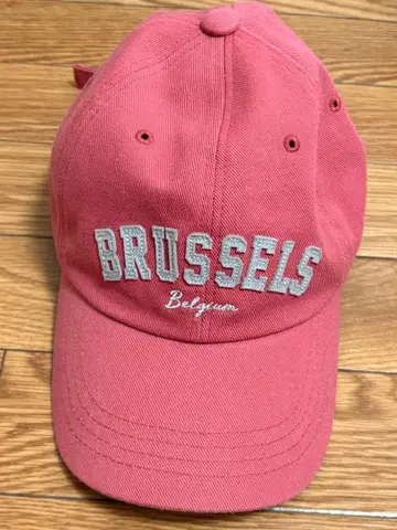 BRUSSELS Belgium 자수 캡 핑크 계열