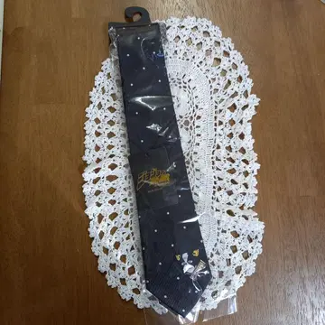 죠죠의 기묘한 모험 이기 넥타이