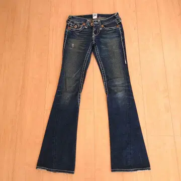 트루 릴리젼 부츠컷 24