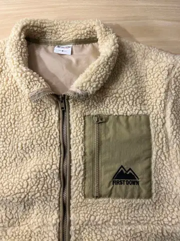 [컨디션 최상] FIRST DOWN 플리스 자켓 크림색 M