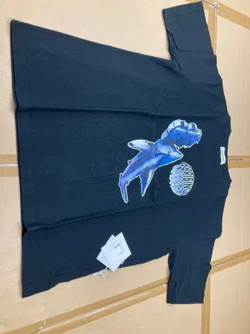 앰부쉬 프린트 T셔츠 남성용 sizeL 미사용 새상품