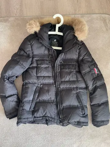 LOVELESS 블랙 다운 자켓 L 사이즈