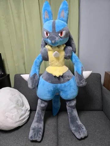 등신대 루카리오 봉제 인형