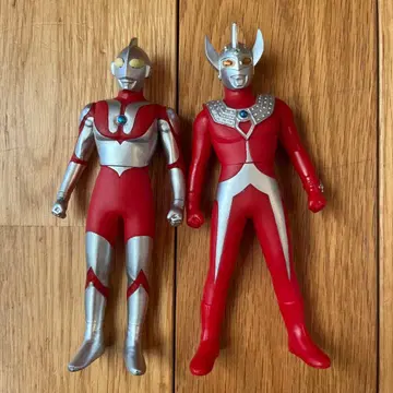 울트라맨 피규어 2체 세트