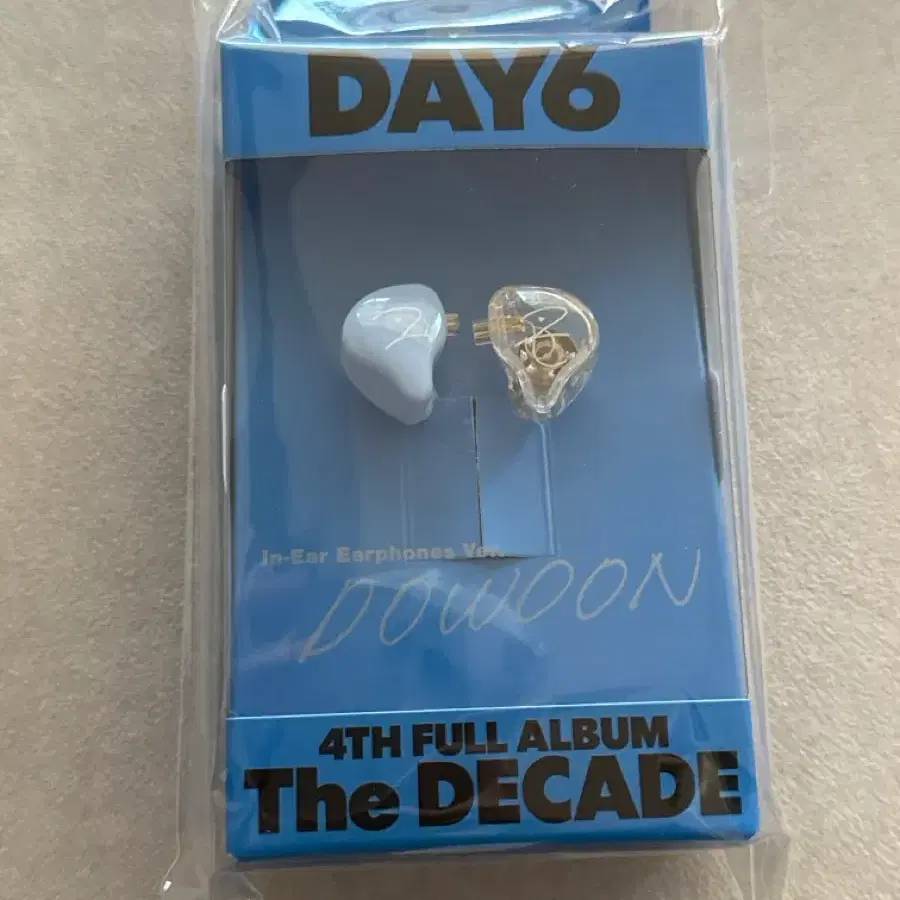 DAY6 | 데이식스 Day6 The Decade In-Ear Earphone Album Wonpil on
