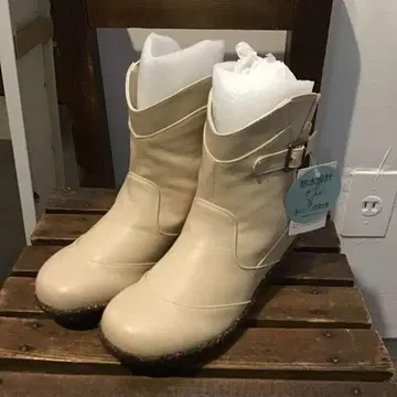 쉐이크인클로크 레인부츠 방수 설계 웨스턴 아이보리