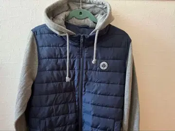 Abercrombie & Fitch 후드 부착 다운 베스트 M 사이즈