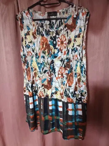 일품 VIVA RENAISSANCE 르네상스풍 꽃무늬 슬리브리스 튜닉