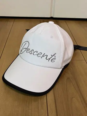 Descente 리본 포함 모자 스톤 골프 여성용