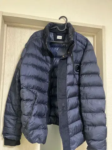 C.P. Company 네이비 다운 자켓