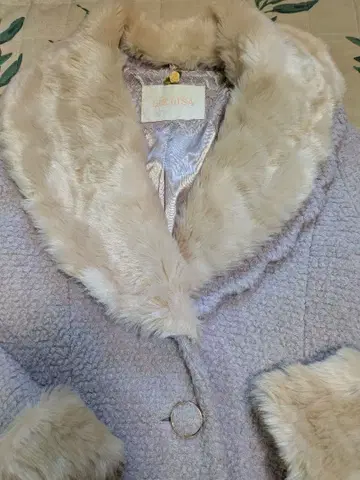 LIZ LISA 퍼 달린 롱 코트