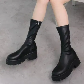 VIVIAN COLLECTION 통굽 스트레치 미들 부츠 블랙