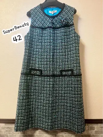 새상품! 파랑과 블랙 트위드 슬리브리스 원피스