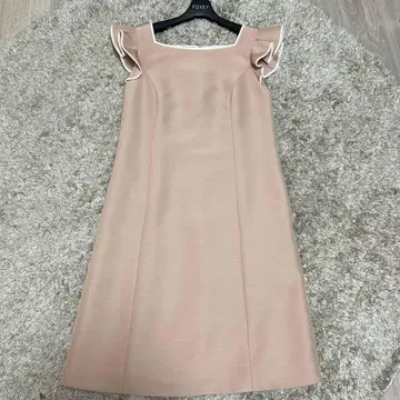 프릴 달린 슬리브리스 원피스 38 베이지