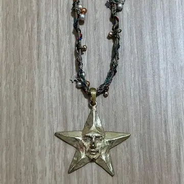 파르나토팍 목걸이 별 모티브