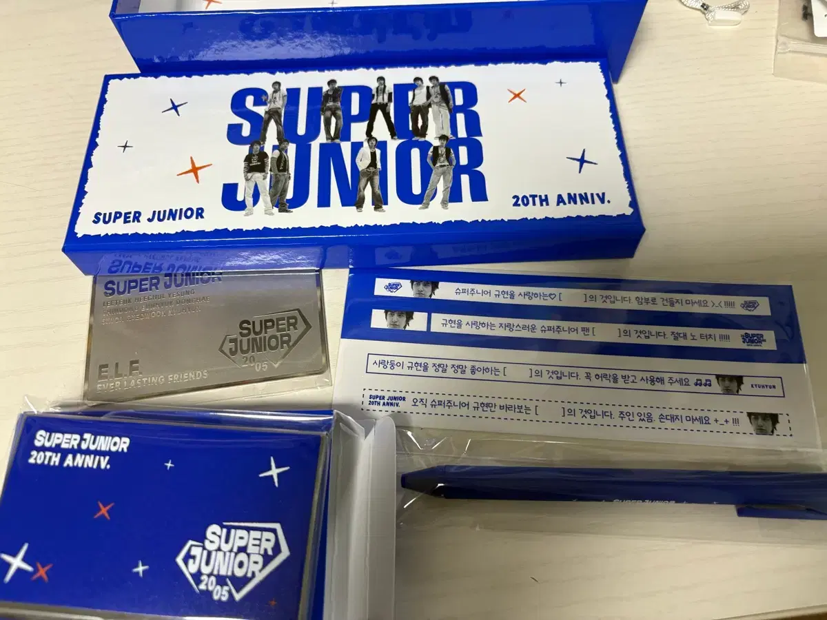 SUPER JUNIOR | 슈퍼주니어 Super Junior Suju Lightstick Keyring Shubong  #슈퍼주니어,#슈퍼주니어응원봉,#슈주,#슈주응원봉,#슈봉 on Bunjang Global Site.