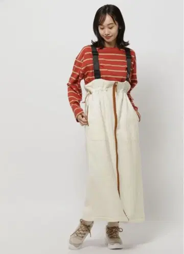 니코앤드 플리스 ZIP 오버롤 스커트 아이보리 택 포함 새상품