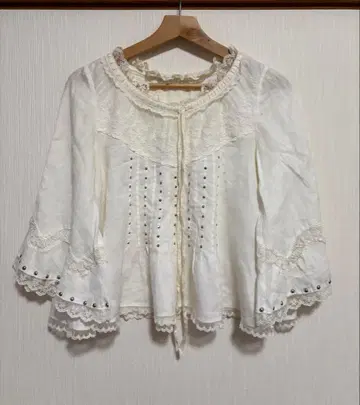 sunao kuwagara 레이스 블라우스