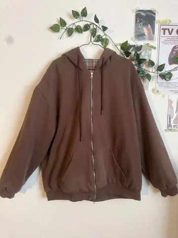 리버서블 브라운 후드티 모리걸 티티카카