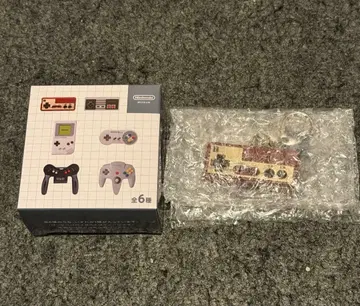 닌텐도 뮤지엄 키링 패미컴