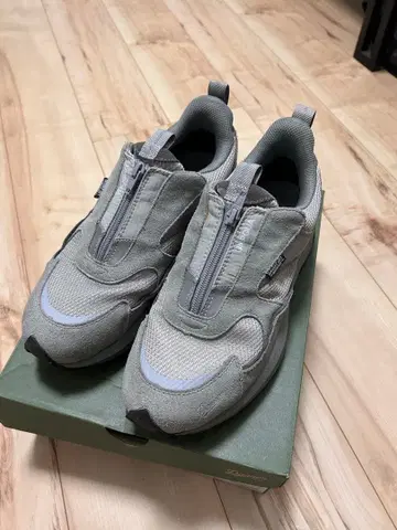 다너 앰프쿠아 지퍼 스니커즈